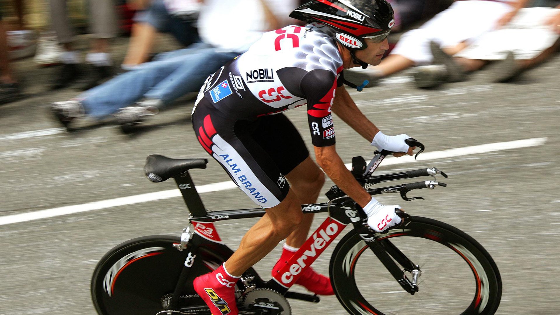 从水货到巅峰，巴萨球员逆袭夺得金球奖，巴萨包揽金球前三